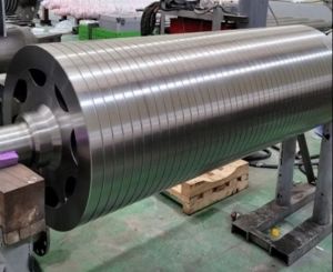 How Do Advanced Sink Rolls Resis Corrosive Molten Zinc in Continuous Galvanizing Lines?